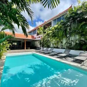 007 Surfhouse Bali Hotel