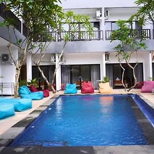 Summer Of Surf Uluwatu Hostal